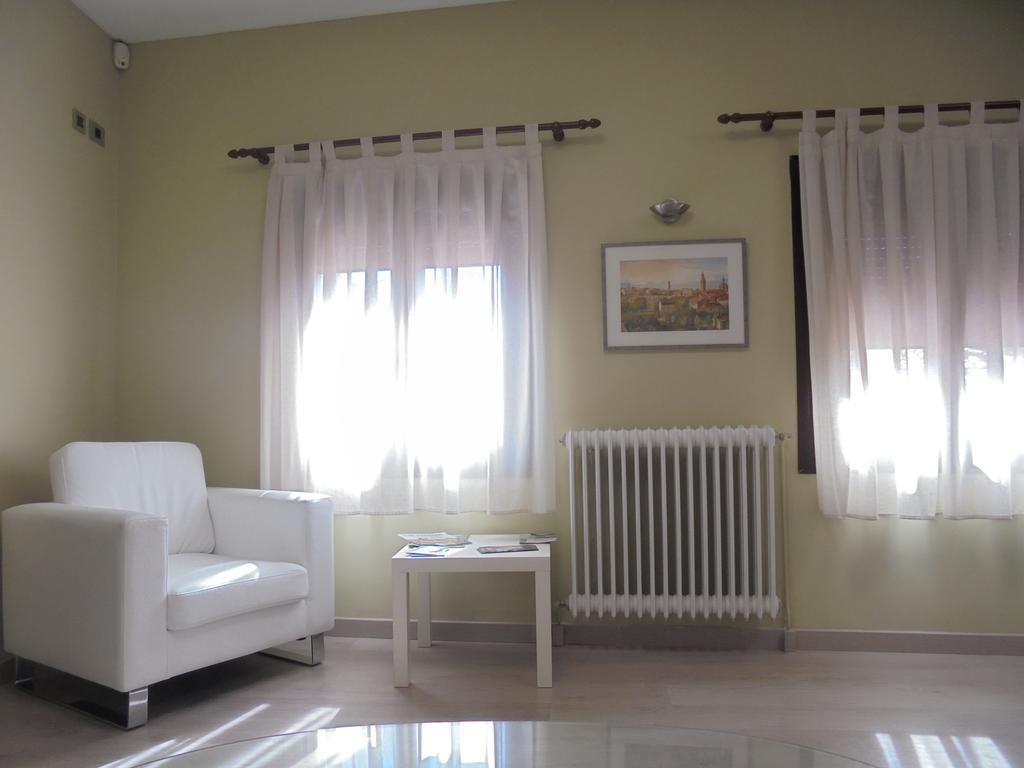 Hostal Palacete De Los Arcedianos Tarazona Dış mekan fotoğraf