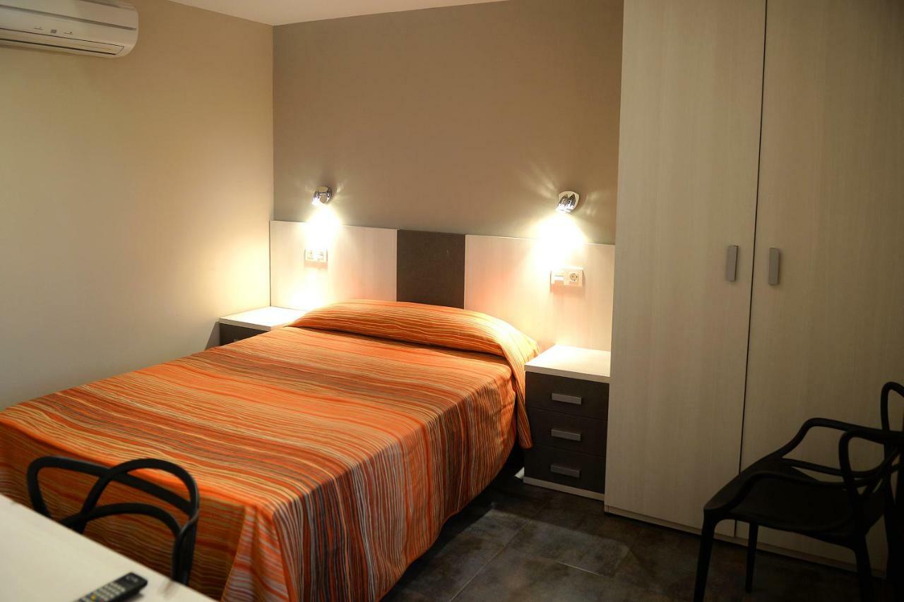 Hostal Palacete De Los Arcedianos Tarazona Dış mekan fotoğraf